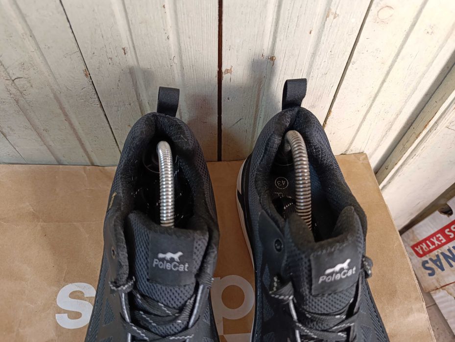 ''Polecat Actio Track Gore-Tex''оригинални маратонки 44 номер