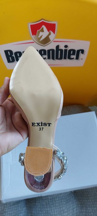 Pantofi noi marimea 37 si 38