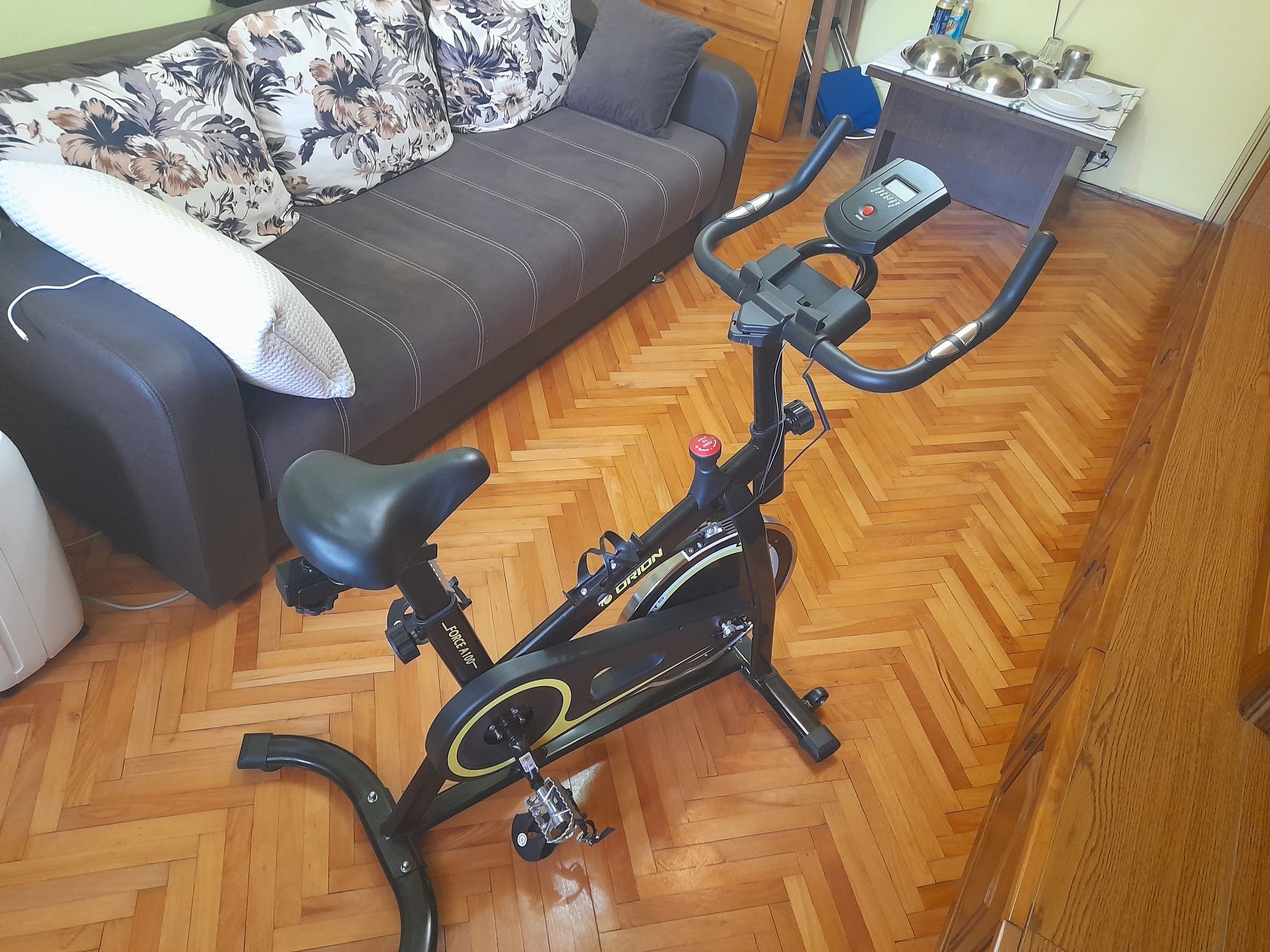 Vând bicicleta Indoor Cycling Orion Force A110