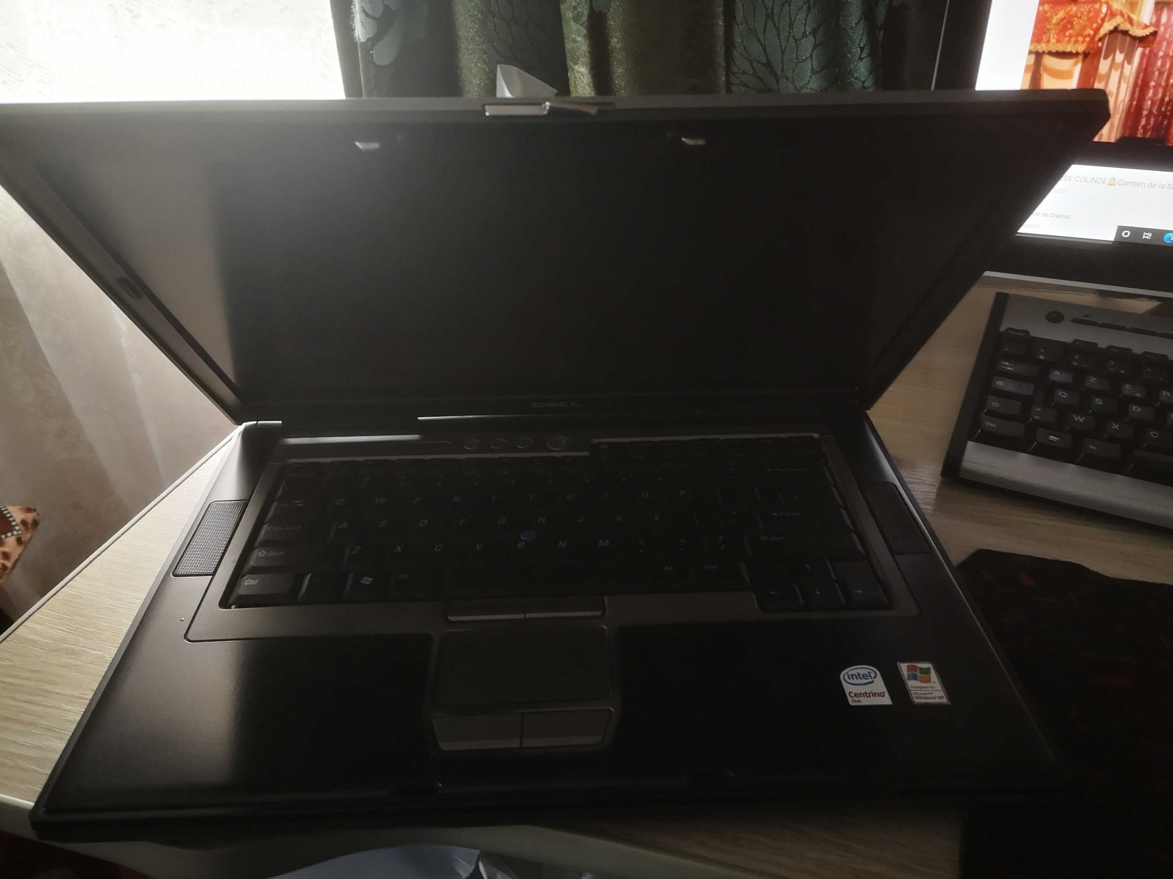 Vând laptop Dell