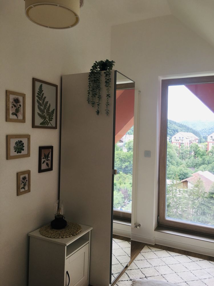 De Vânzare – Apartament Penthouse cu Priveliște Superbă spre Munte!