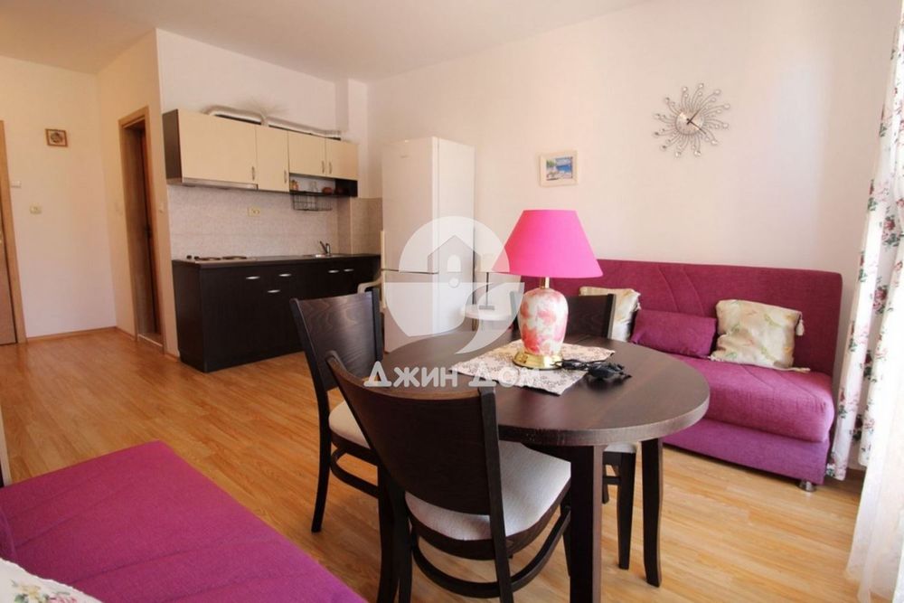 Продава се Едностаен апартамент в к.к. Слънчев бряг - 27 кв.м за 1167 €/кв.м - Снимка #2