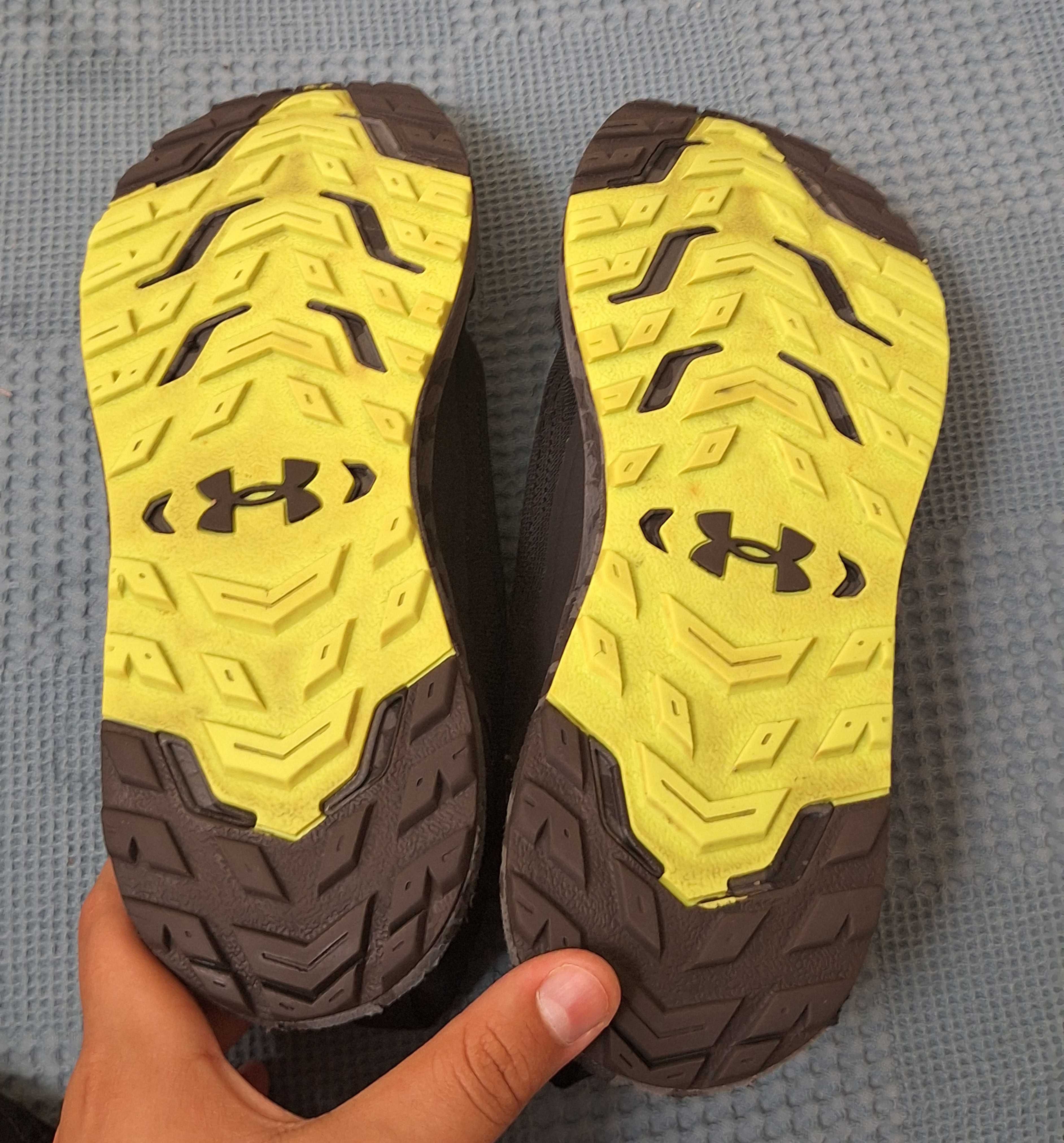 Under Armour charged 40 номер