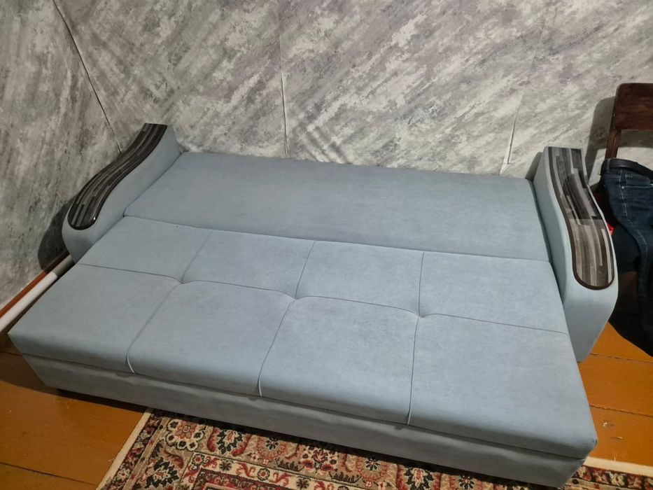Продам диван б/у