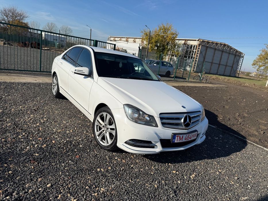 Mercedes-Benz C Mercedes C220 CDI, 170 de cai, automată, navigație