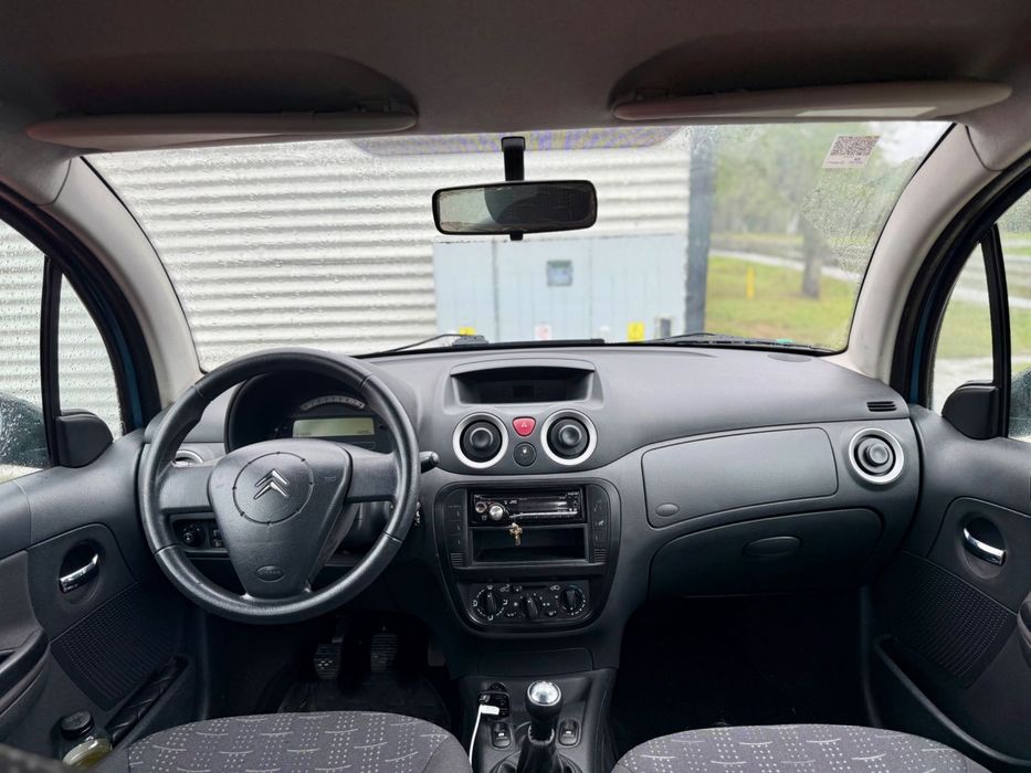 Citroen C3 • 75.000 km • 2008 • IDEALĂ pentru oraș