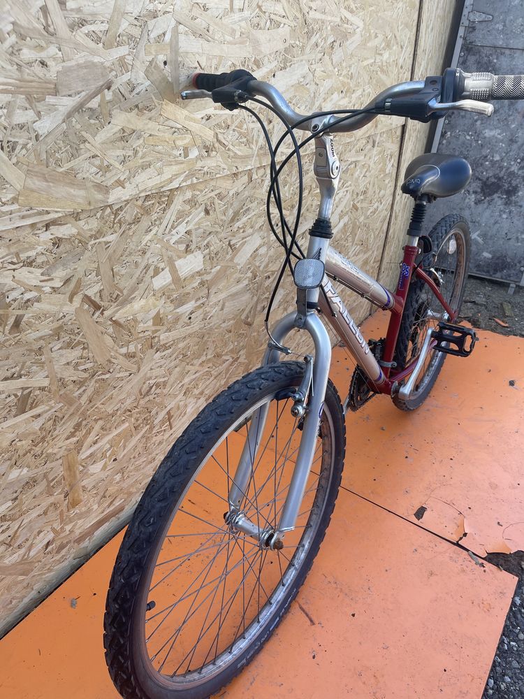 Bicicleta cadru dama falcon roti 26”