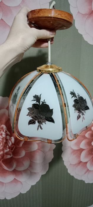 Продам светильник в виде цветка