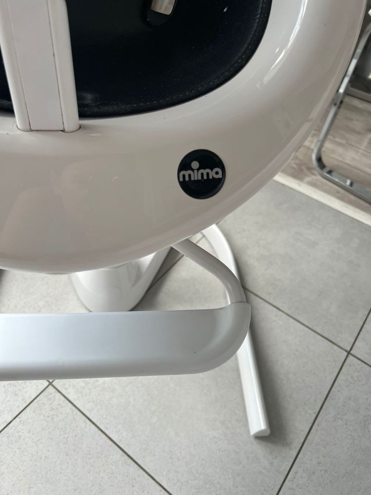 Продам детский стульчик для кормления “mima”