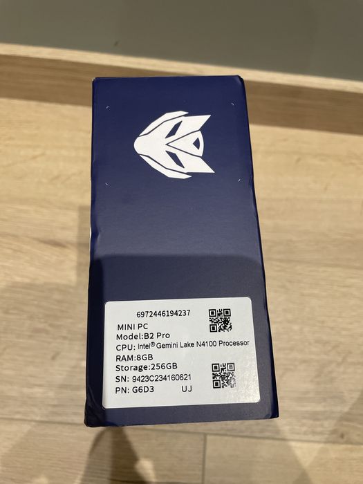 Малък преносим компютър BMAX B2 Pro Mini PC