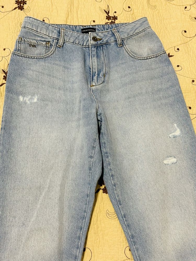 Emporio armani джинсы женские