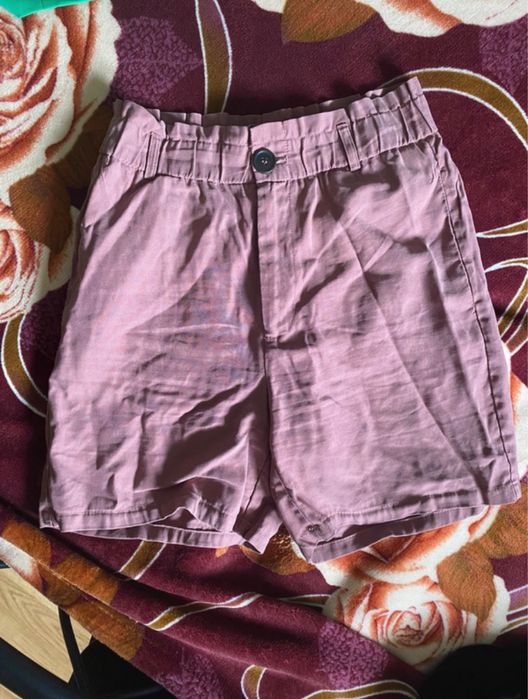 Pantaloni scurti Zara