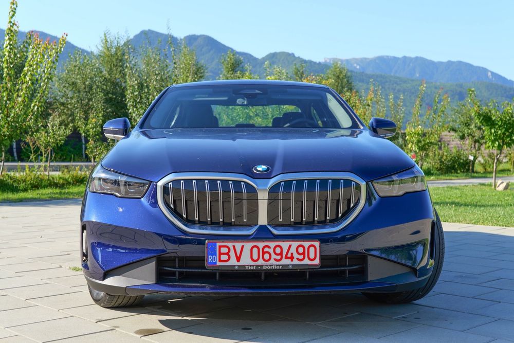 BMW Seria 5 2025 inchirieri Auto Masini Premium Bucuresti Volocar
