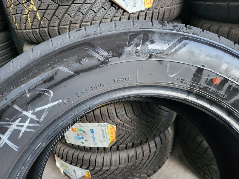 225/65/17 BRIDGESTONE 4бр