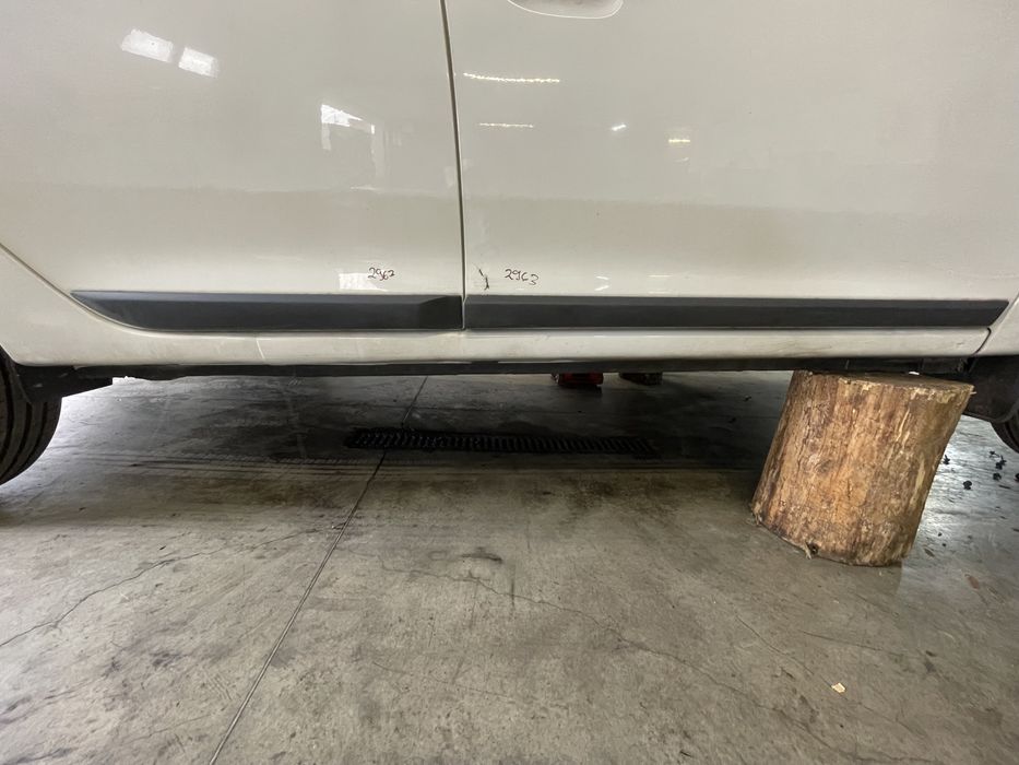 prag dreapta tabla dacia logan mcv 1.5 motorina 2017