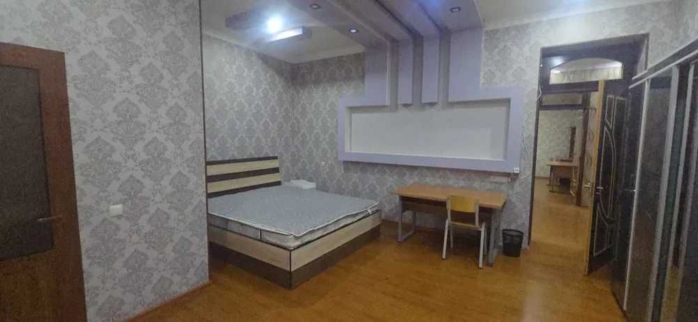 Срочно сдается дом 6 комнат,2,5 сотки.ор-р Аэропорт