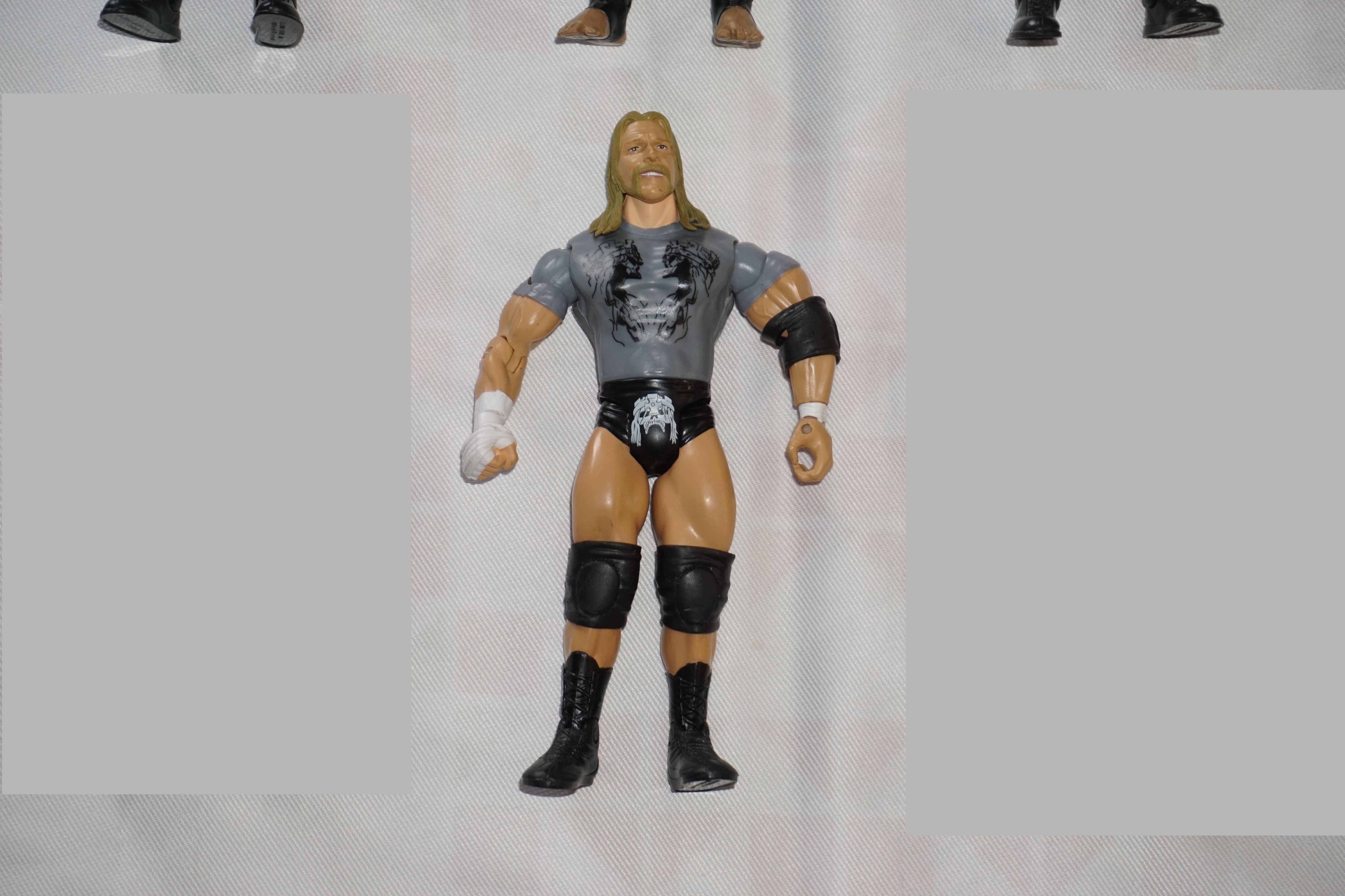 19 Кеч Фигури на Jakks Pacific Torrie Wilson/Chris Benoit/Edge/Sandman