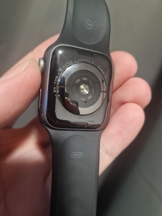 Apple Watch Series 4 (40mm) – ecran spart, pentru piese