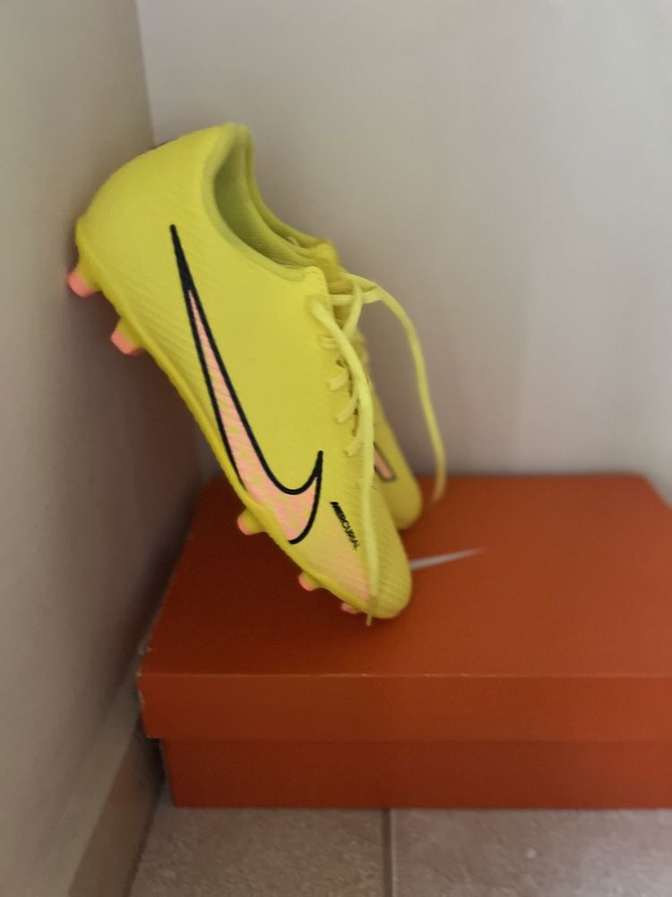 Ghete fotbal Nike zoom