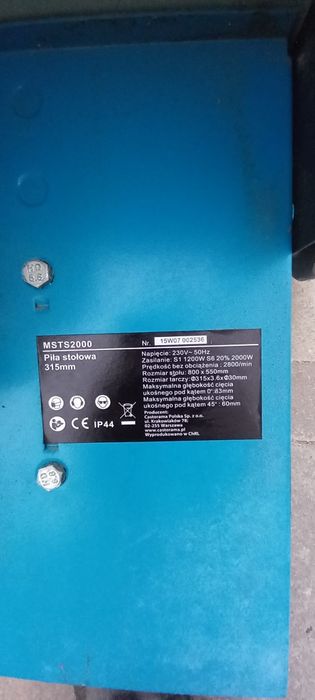 Circular staționar cu masă