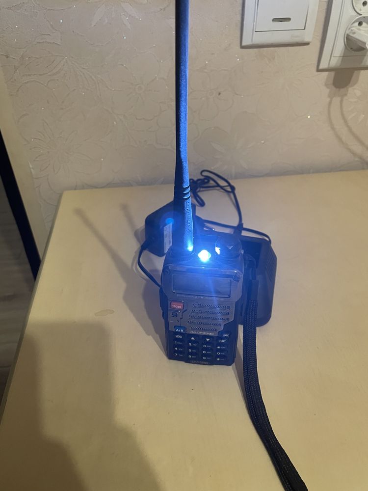 Рация Baofeng UV-5RB