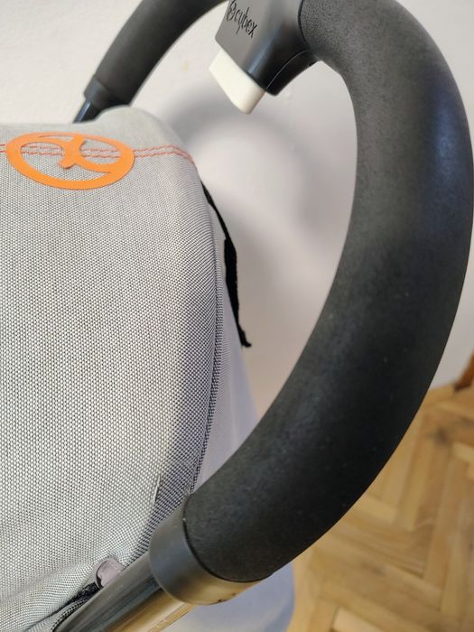 Лятна количка Cybex beezy