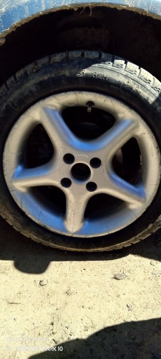 Титанкі R15 жүрілген