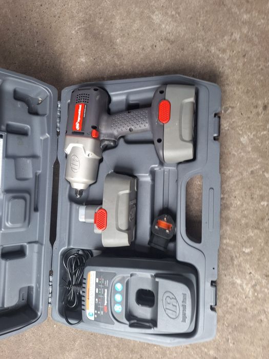 Vand Pistol pentru desfacere roți IR