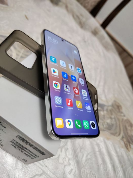 Смартфон Xiaomi 13