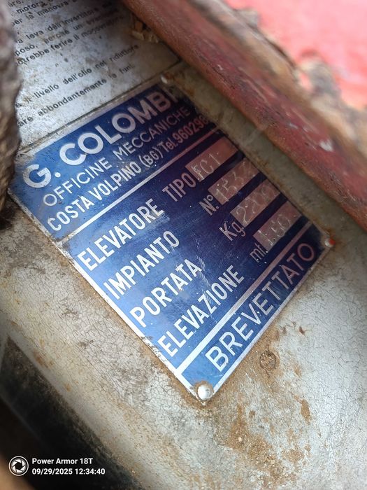 Четири колонен подемник 2200кг