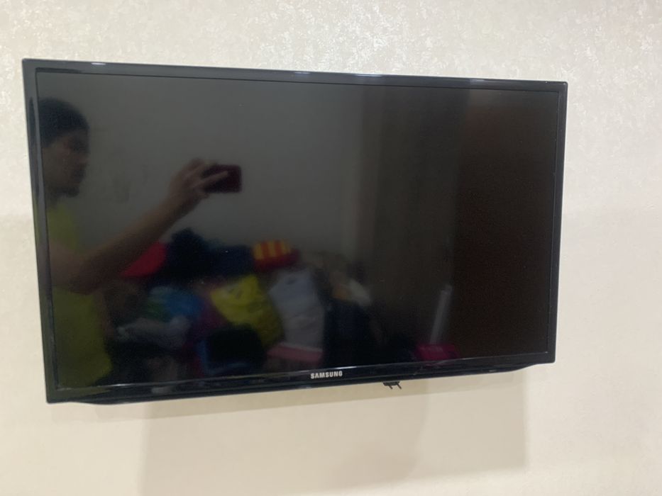 Продам телевизор