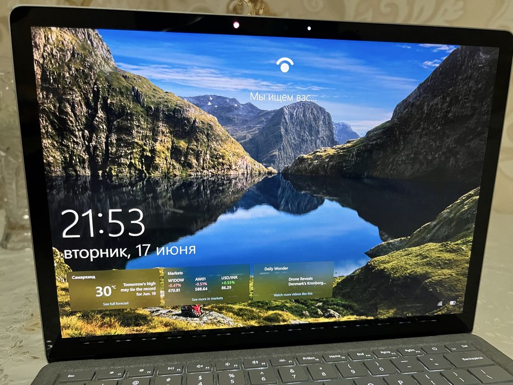 Microsoft surface laptop 16/1TB i7