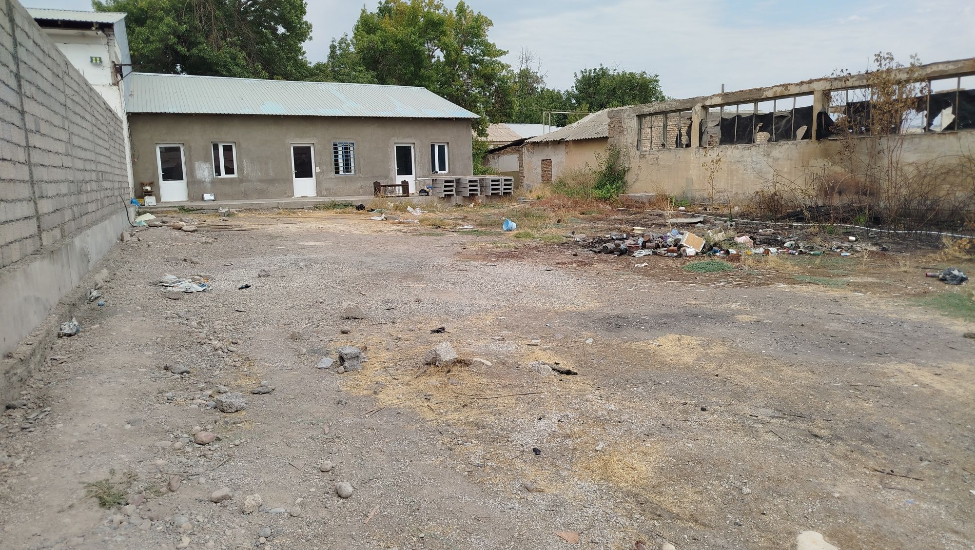 Продам нежилой земельный участок 50 соток в Бустанлыкском р-не.