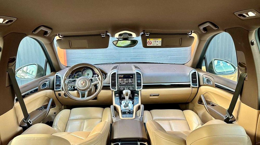 Porsche Cayenne Benzină- Hybrid 2017