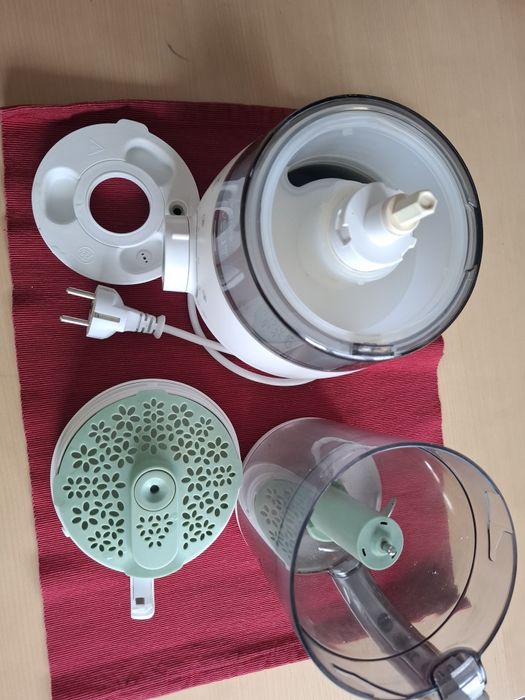 Уред за приготвяне на бебешка храна Philips Avent