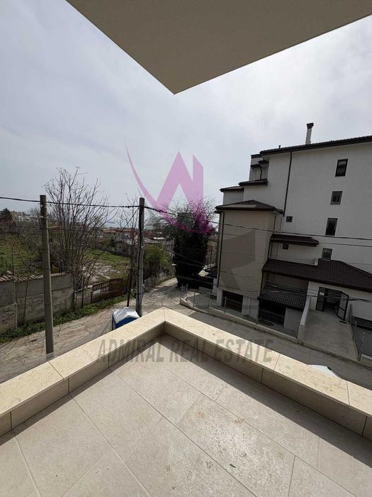 Продава се Двустаен апартамент в Варна, Бриз - 66 кв.м за 2500 €/кв.м - Снимка #4