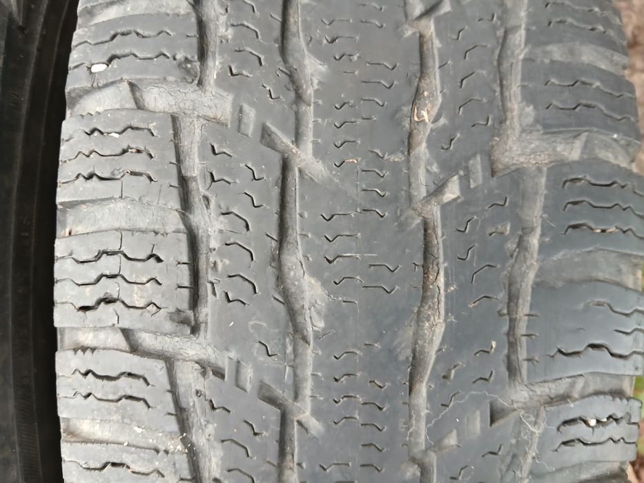 Roți complete și echilibrate Ford Transit 215/75/16-C + cauciucuri