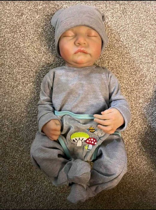 Поръчка за Коледа приемам до 02.12! Reborn бебе реалистична кукла