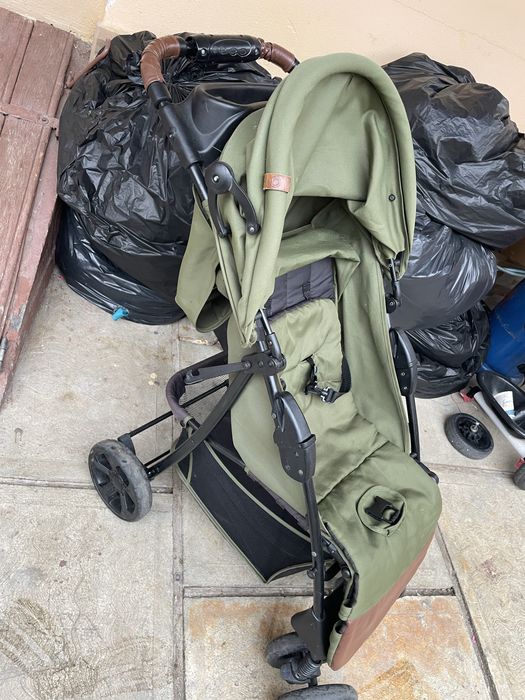 Vand carucior cu pozitie de somn