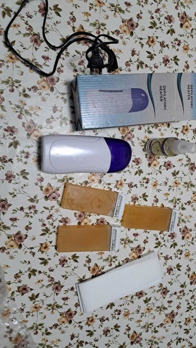 Set epilare (incalzitor ceara + 3 roll-on ceara noi)