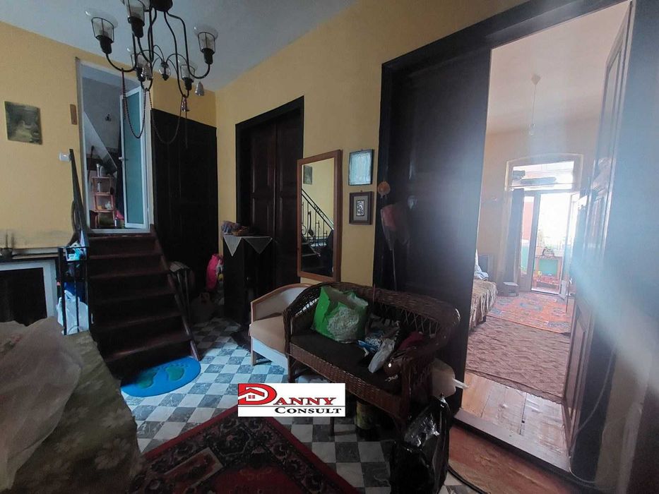 Продава се Етаж от къща в Велико Търново, Акация - 98 кв.м за 547 €/кв.м - Снимка #9