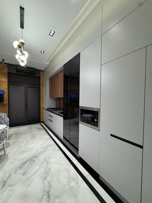 Продается квартира-студия с панорамным видом на Олий мажлис, Милли боғ