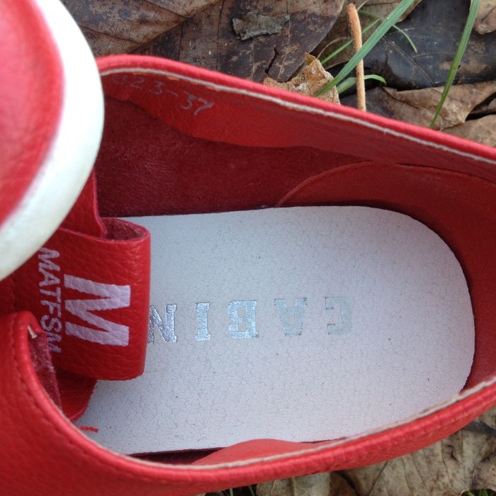 Дамски обувки 37 номер червени,естественна кожа стелка 21см.