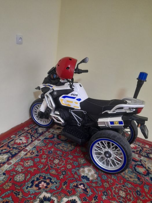 Elektron bolalar skuter