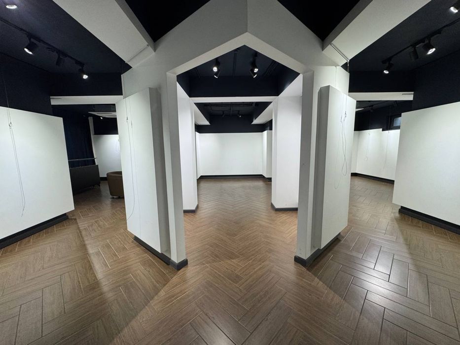 Сдаётся Нежилое Здание 1550кв.м Яккасарай ор.Глинка ГАИ