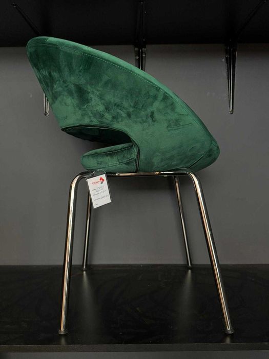 Scaun metalic tapitat catifea verde
