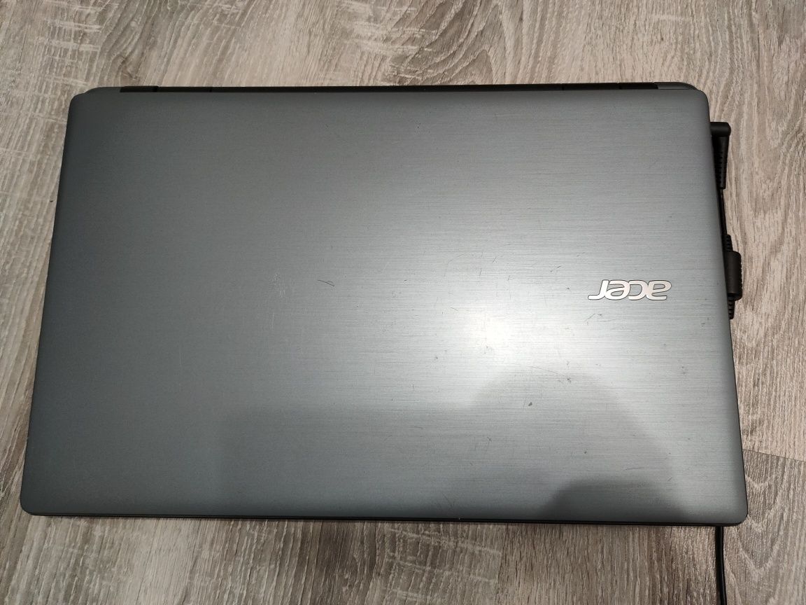 Dezmembrez Acer Aspire E5 - 511