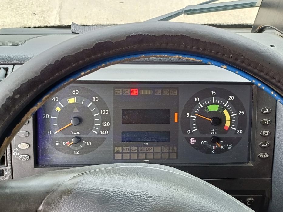 Mercedes Benz Atego 815