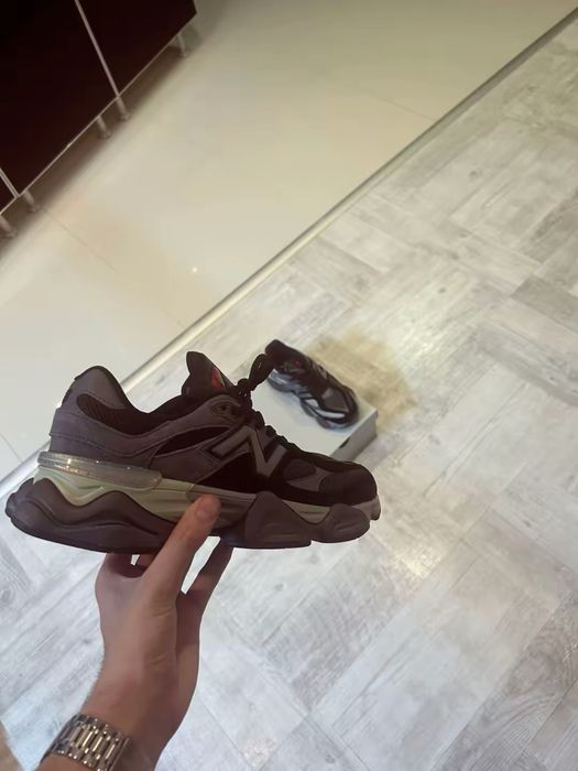 New Balance 9060
