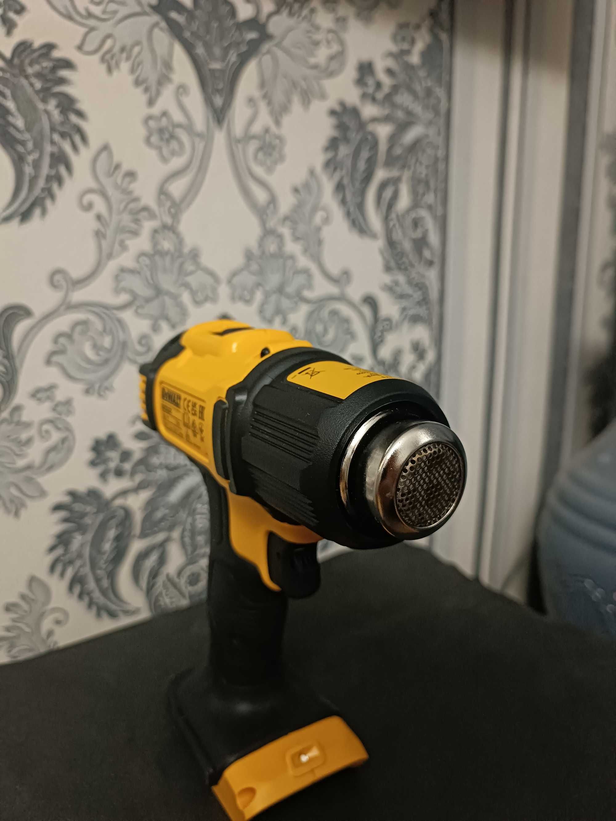 Инструмент dewalt